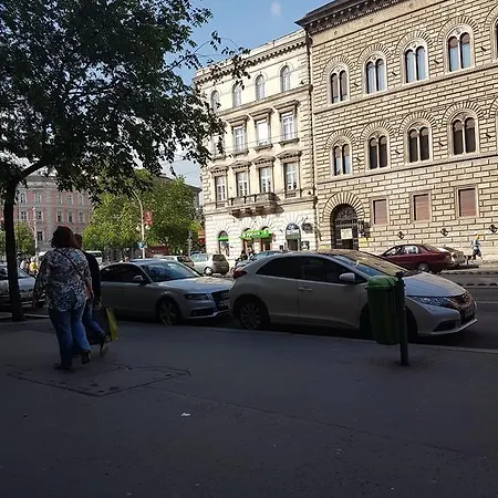 Balazs - Oktogon *